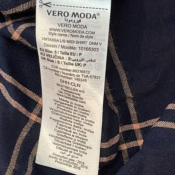 Vero Moda Navy and Beige Plaid Women’s Shirt Size Small - Picture 4 of 5